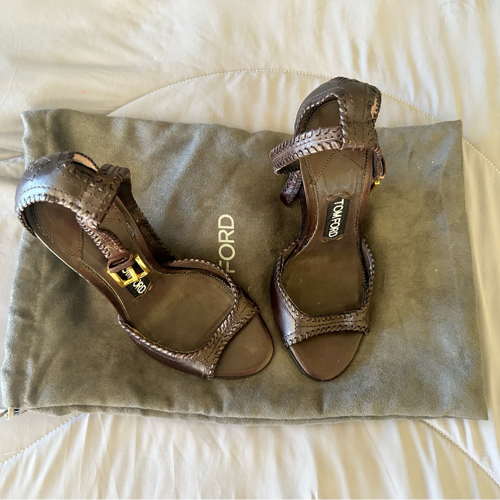 PRICE DROP Tom Ford size 36 1/2. Heel height 3 1/2”